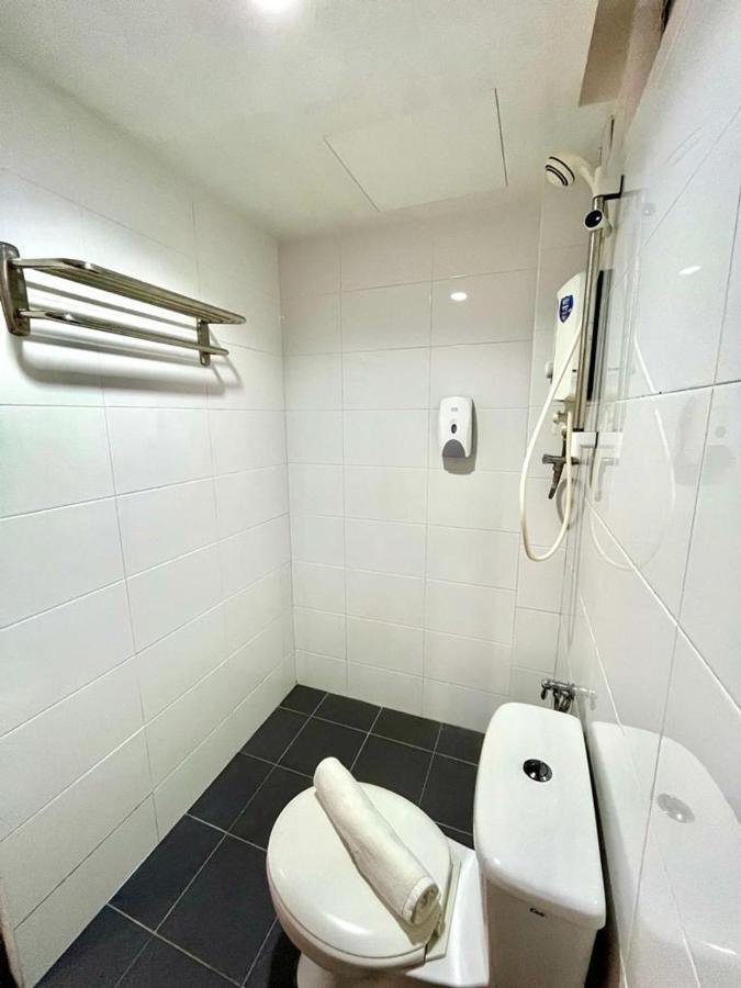 Hotel Zamburger Tengkera Melaka Luaran gambar